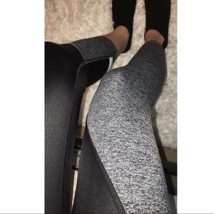Victoria’s Secret sport crop legging